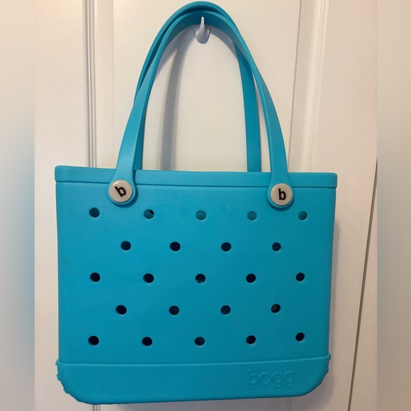 Bogg Bag Small Tote – Turquoise/Aqua Rubber Beach Bag – Lightweight Waterproof - Picture 2 of 6
